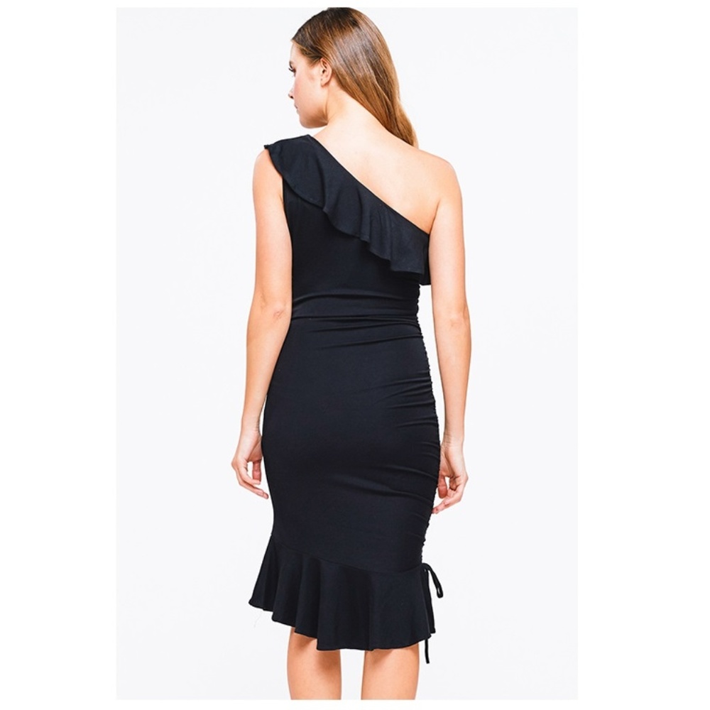 LAST 1 NWT Ruffled 1-Shoulder Ruched Mermaid Dress - Picture 8 of 8